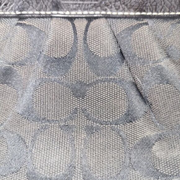 Coach Black Signature C Jacquard Wristlet with Leather Trim & Hangtag 6x4 - Picture 4 of 6